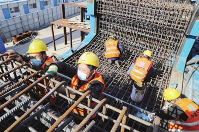 濱鐵2號線第3合同段全面復(fù)工，建設(shè)者清明假期堅守崗位保進度